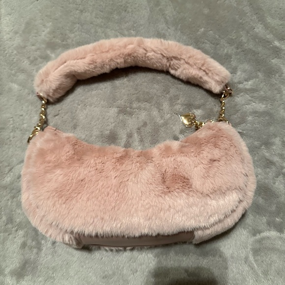 Shoulder Bag: Juicy Couture - Picture 3 of 4